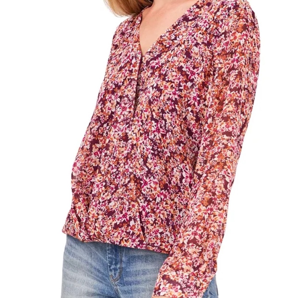 Vince Camuto Floral V-Neck Women's Top - Multicolor